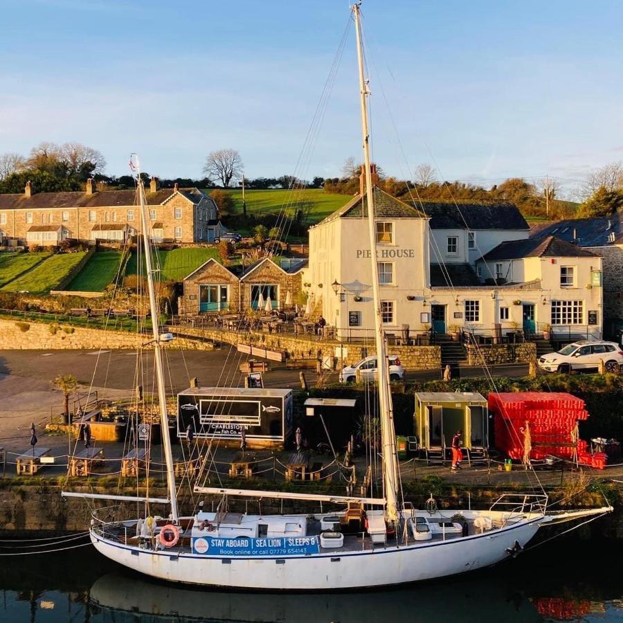 Отель Stunning Yacht Sea Lion In Charlestown Harbour, Cornwall Экстерьер фото