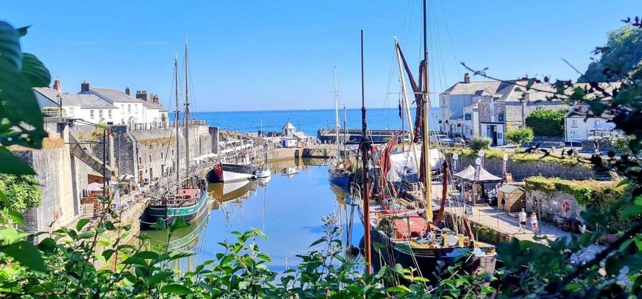 Отель Stunning Yacht Sea Lion In Charlestown Harbour, Cornwall Экстерьер фото